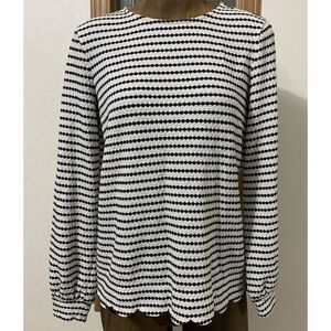 Elle Top Women's Medium Black White Scalloped Hem Striped Long Sleeve Crew